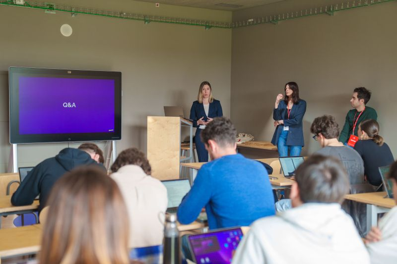 Sarah Zane presenting at H-FARM College